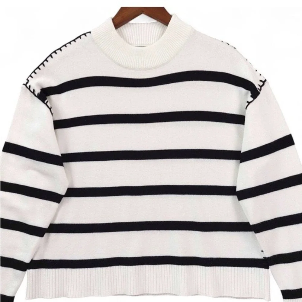Tahari Women L/G White Black Stripe Mock‎ Neck Long Sleeve Sweater Knit Top - Picture 3 of 9